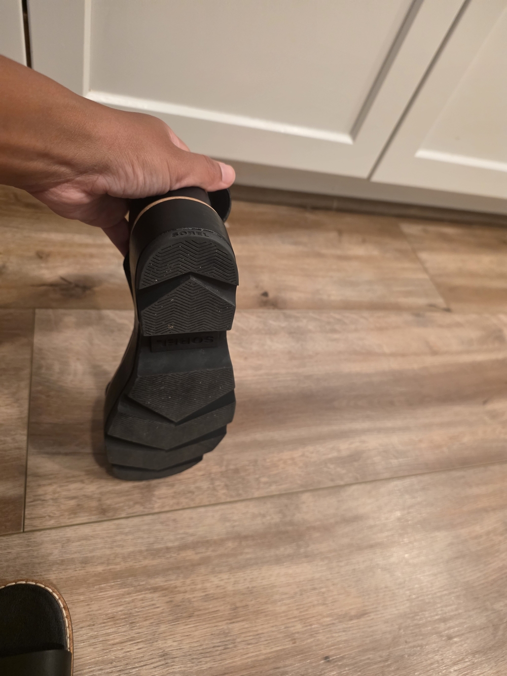 Sorel Black Strappy Slingback Sandals - Picture 4 of 4